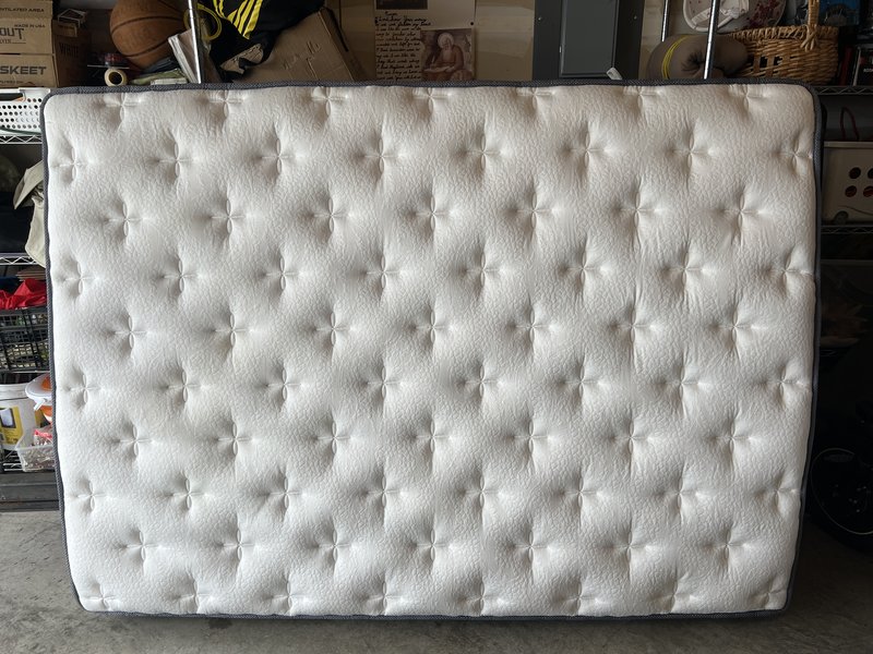 Mattress Removal service photo